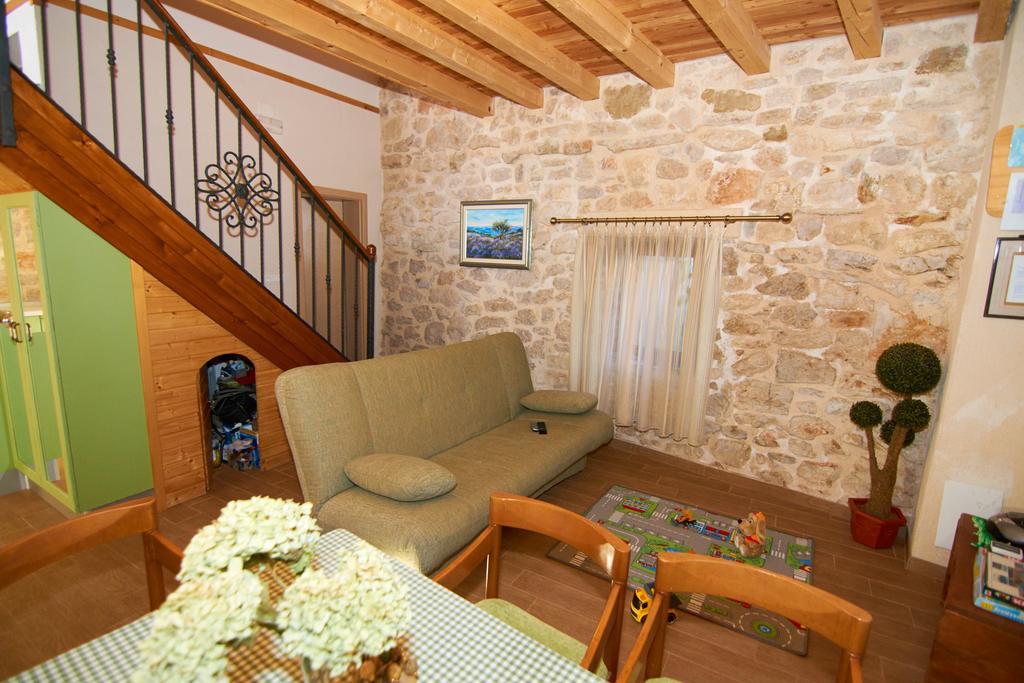 Villa Dalmatian Stone House à Krapanj Extérieur photo