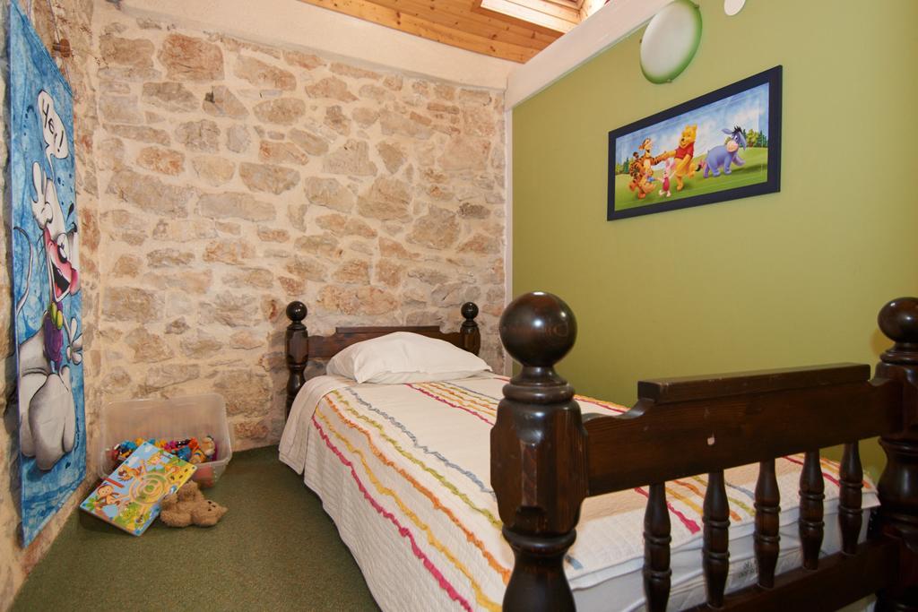 Villa Dalmatian Stone House à Krapanj Extérieur photo